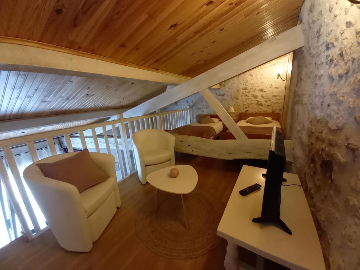 La charentaise ch d'hôtes ,Studio Chérac Extérieur photo