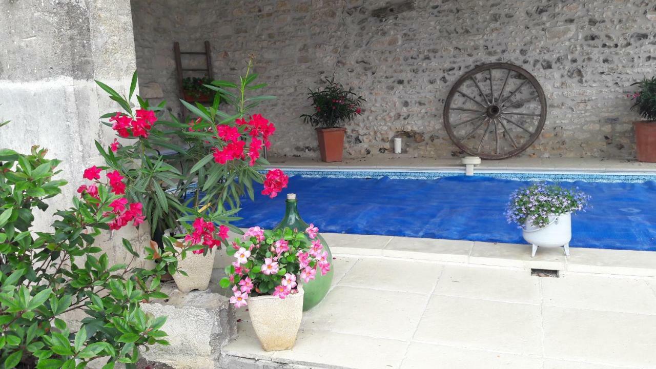La charentaise ch d'hôtes ,Studio Chérac Extérieur photo